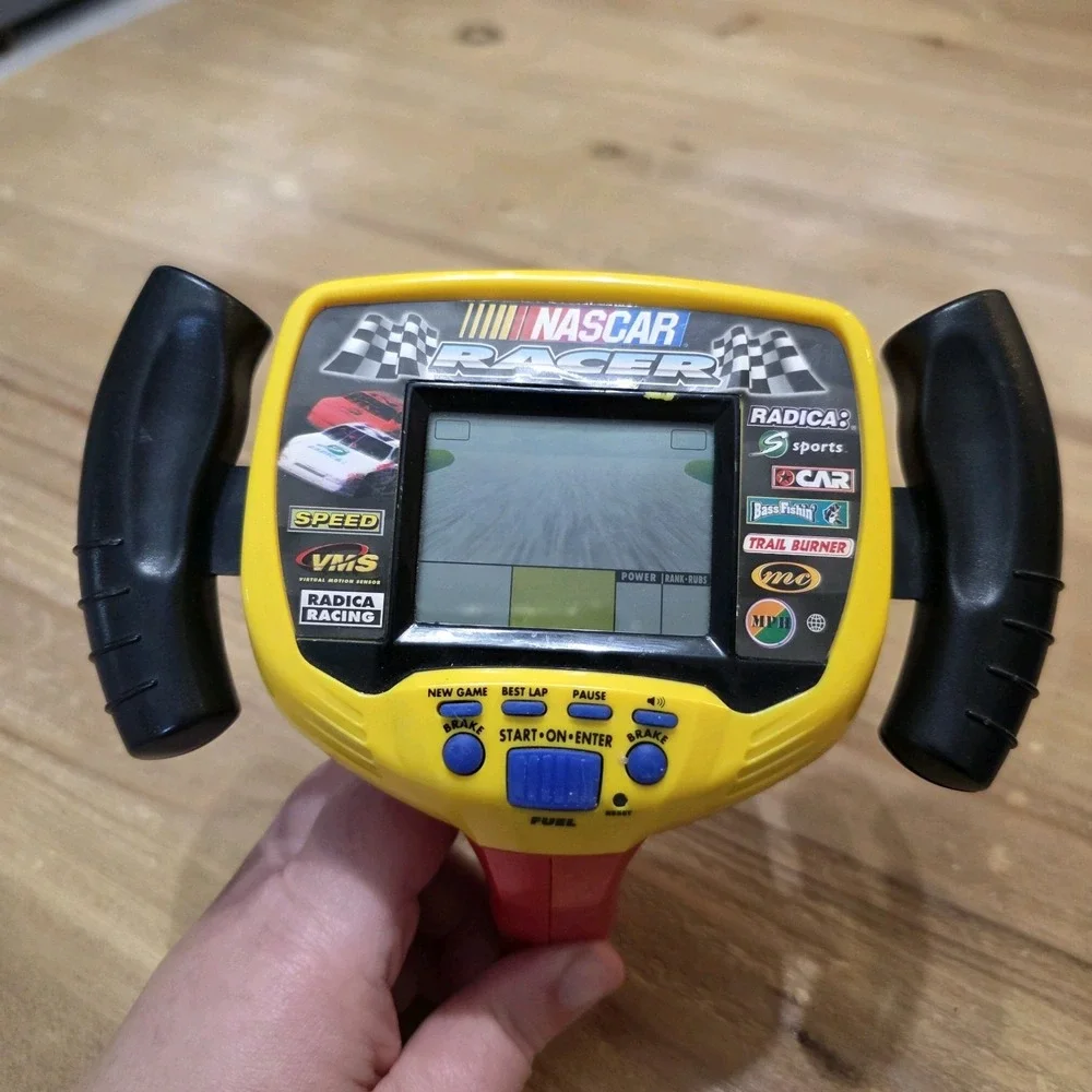 Radica Sports NASCAR Racer Game Electronic Handheld VNTG Tested Model 9802 T-A‎